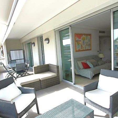 Fully Equipped Apartment With Large Terrace Lounge Area Cannes Bagian luar foto