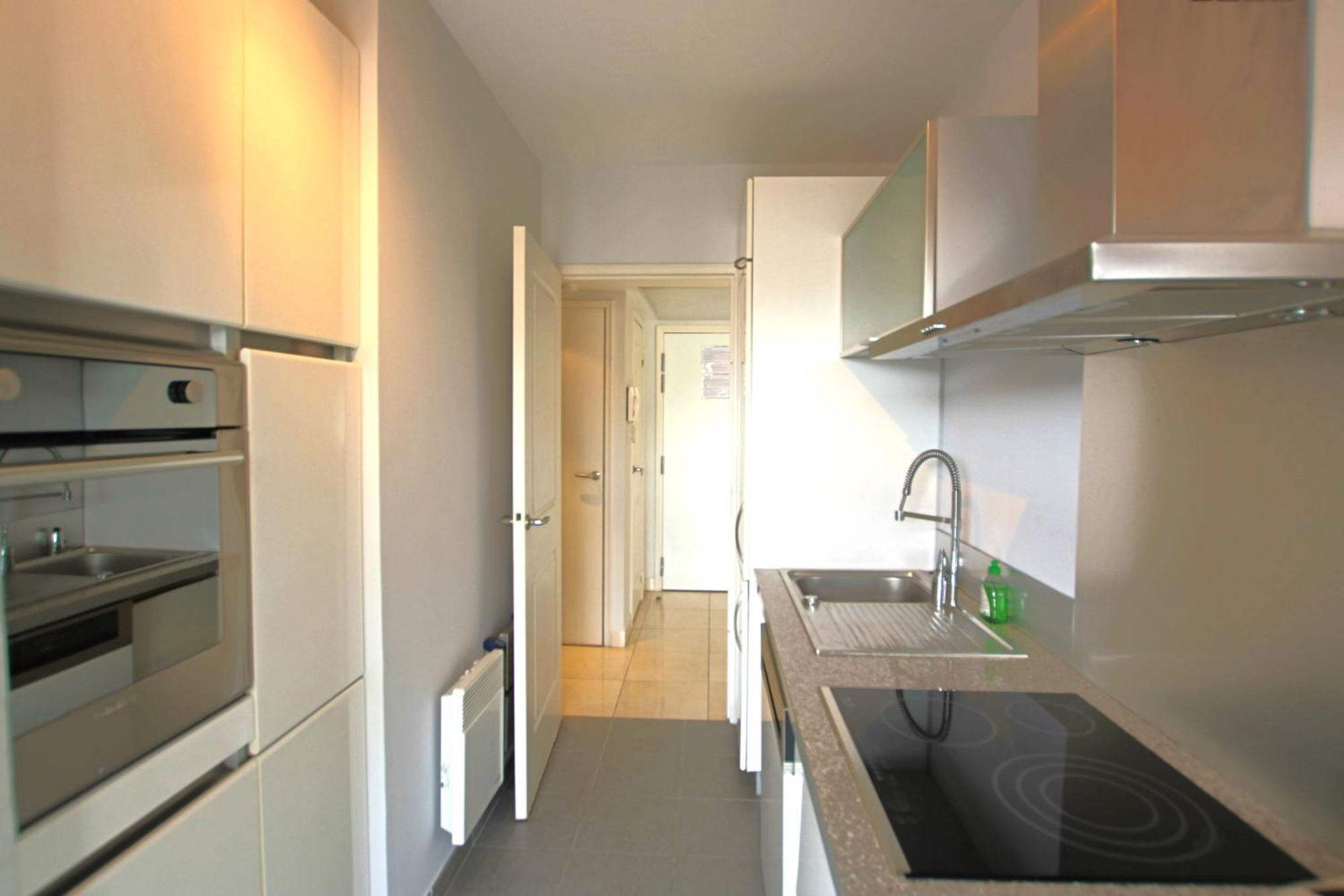 Fully Equipped Apartment With Large Terrace Lounge Area Cannes Bagian luar foto