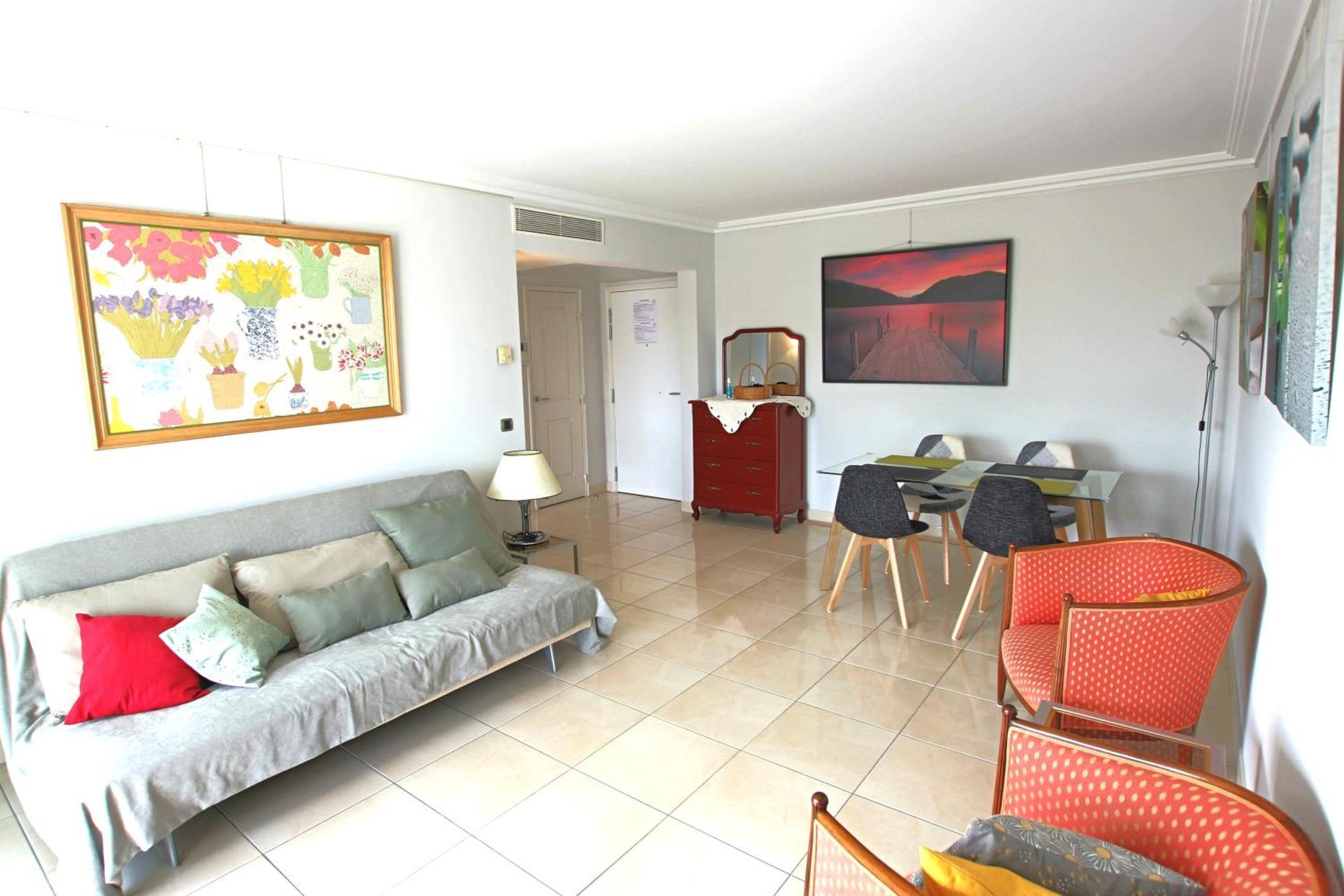 Fully Equipped Apartment With Large Terrace Lounge Area Cannes Bagian luar foto